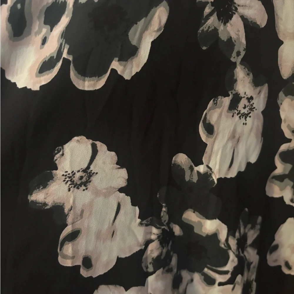 Express Floral Black and White Skater Dress - Picture 3 of 3